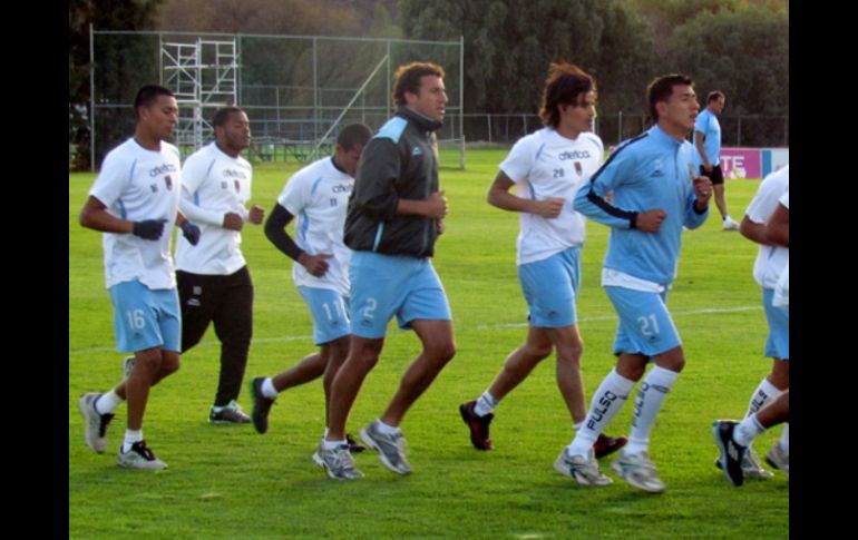 El San Luis FC se prepara para su primer partido del Torneo Clausura 2012. ESPECIAL  /