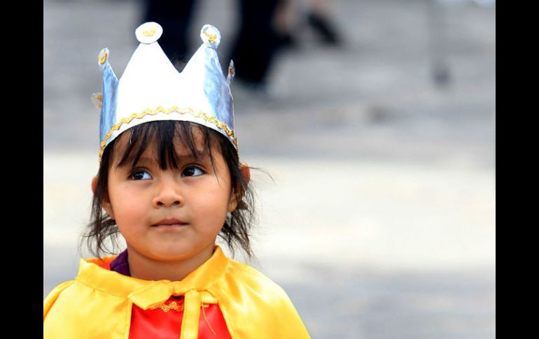 Entre los temas recurrentes en las miles cartas a los Reyes Magos recibidas están las peticiones de paz y amor.  /