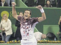 Jo-Wilfried Tsonga conquistó el octavo título de su carrera en la ATP. AFP  /