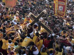 El año pasado más de 700 personas resultaron heridas durante la procesión del Nazareno Negro. EFE  /