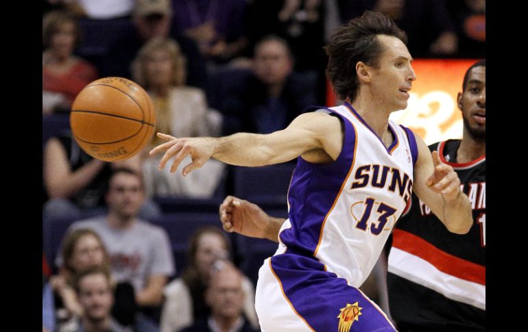 El resurgir de Nash coincide con los rumores sobre la posibilidad de que no le quede mucho tiempo con los Suns. AP  /