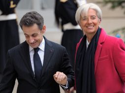 El presidente francés, Nicolas Sarkozy, recibió hoy a la directora del Fondo Monetario Internacional (FMI), Christine Lagarde. REUTERS  /