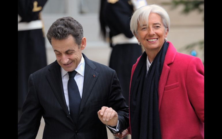 El presidente francés, Nicolas Sarkozy, recibió hoy a la directora del Fondo Monetario Internacional (FMI), Christine Lagarde. REUTERS  /