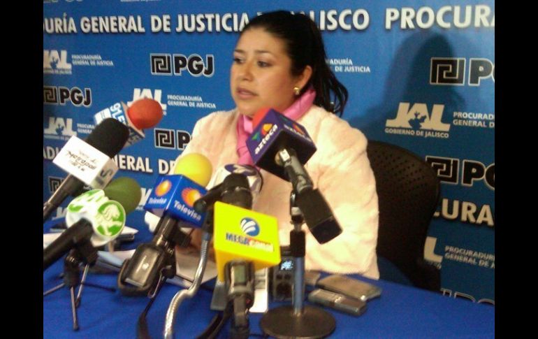 La rueda de prensa fue emitida por la jefa de división de delitos en agravio de menores, Blanca Araceli Barrón.  /