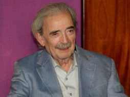 Juan Gelman (Buenos Aires, 3 de mayo de 1930) es poeta y ensayista, cuenta con múltiples premios en américa latina.  /