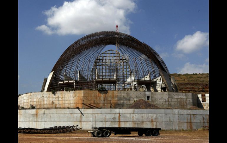 Las acciones se tienen en lo relacionado con la puesta de la estructura metálica. ARCHIVO  /