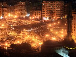 Foto de enero de 2011 de una manifestación en El Cairo. Mañana se celebra el primer aniversario de la Revolución del 25 de Enero. EFE  /