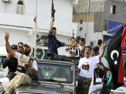 Según los rebeldes son antiguos voluntarios gadafistas que fueron liberados tras la guerra.EFE  /