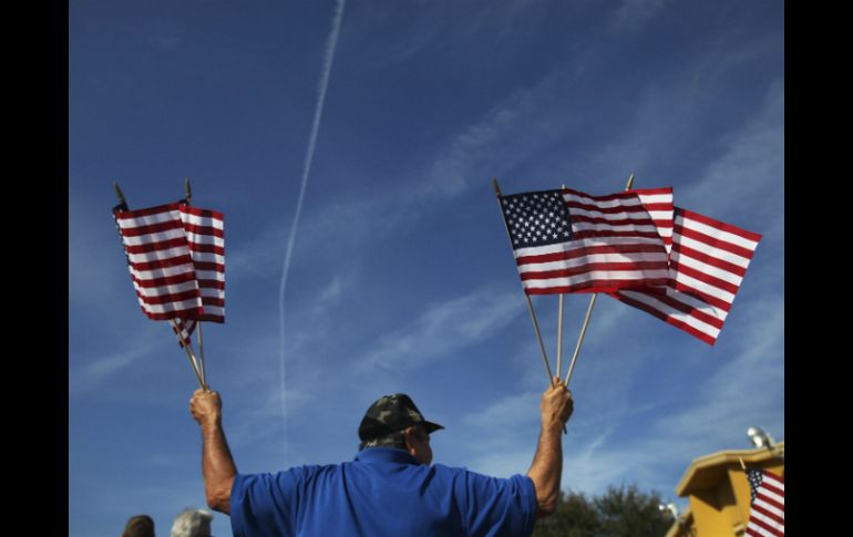 Bush consideró que ampliar el margen de penetración entre el electorado latino es un asunto de importancia única. REUTERS  /