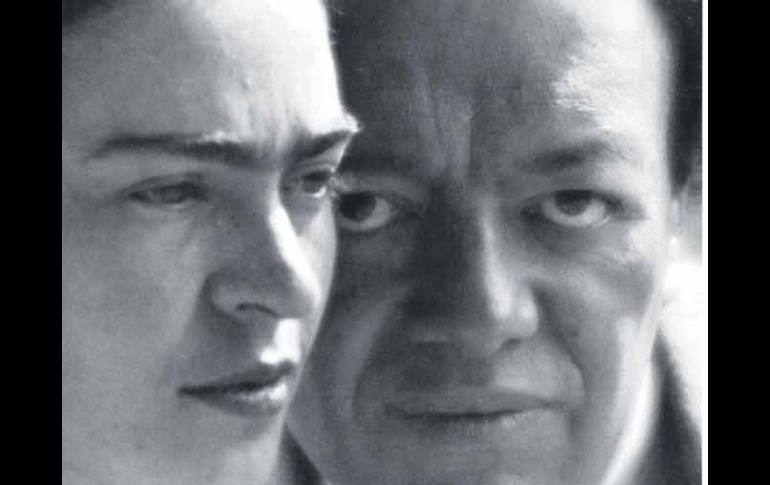 Fotografía de Martin Munkácsi hecha en 1933 a Frida Kahlo y Diego Rivera. ESPECIAL  /