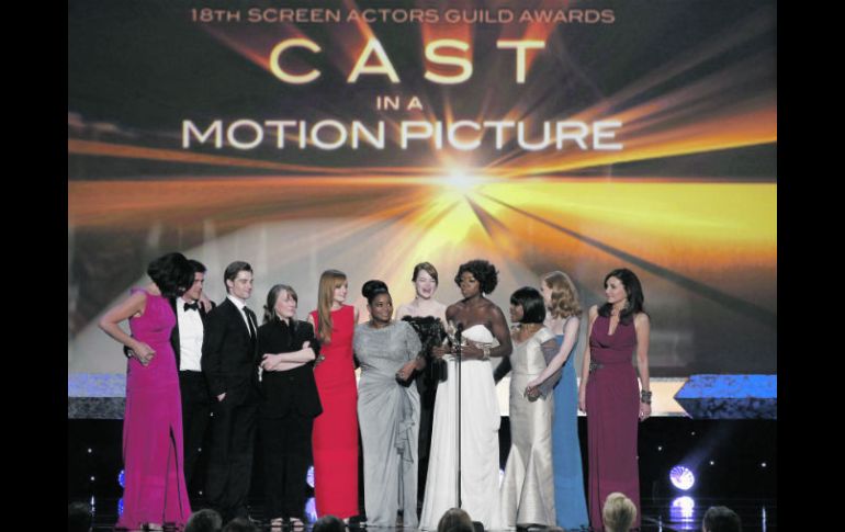 La película The help se llevó la noche al hacerse de tres preseas: Mejor elenco, Mejor actriz y Mejor actriz de reparto. REUTERS  /