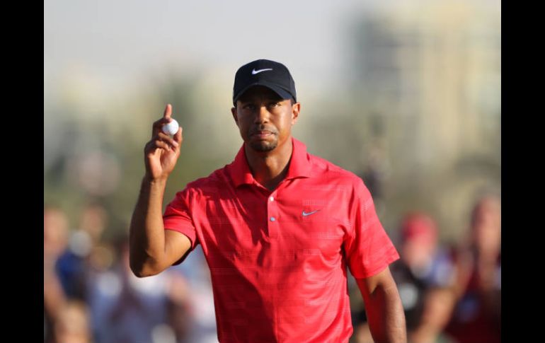 Tiger Woods estrenó el año con un tercer puesto en el torneo de Abu Dabi. AFP  /