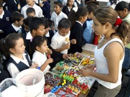 'Educando El Buen Comer' tiene como propósito el informar sobre nutrición a maestros, padres y alumnos. ARCHIVO  /