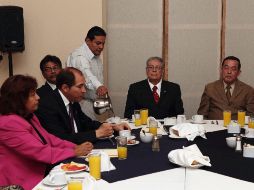 Durante el desayuno con miembros masones donde se revelaron los eventos a realizar en el marco de la celebración.  /