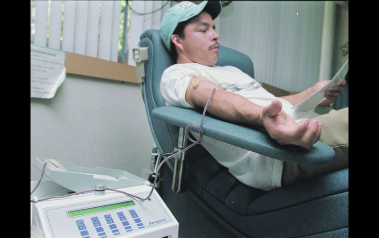 Son pocos los tapatíos que se atreven a donar sangre por el miedo a un pinchazo.  /