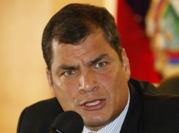 El mandatario de Ecuador dijo que los derechos salariales les fueron reconocidos a militares desde 2010. ARCHIVO  /