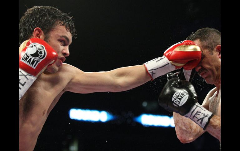 Julio César Chávez jr dio un buen combate anoche en San Antonio. AP  /