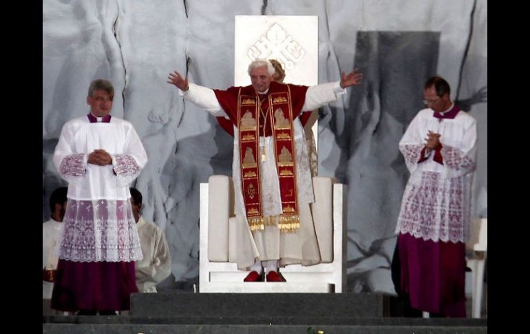 El mensaje del pontífice está dirigido a un simposio de la Iglesia para evitar se repitan las escándalos. ARCHIVO  /