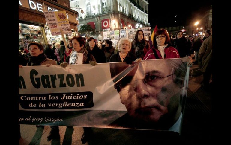 Manifestación de apoyo al juez Baltasar Garzón y contra el Tribunal Supremo de España. EFE  /