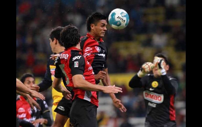 Atlas logra empatar ante América a un gol.  /