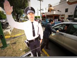 Esta mañana arrancó la campaña preventiva en avenida López Mateos y Mariano Otero, con la presencia de la SVYT.  /