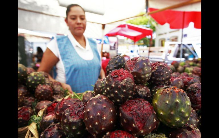 La industria alimenticia, junto con la electrónica son los ramos que más empleo generan en la economía jalisciense. ARCHIVO  /