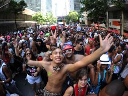 La maratón de samba y cerveza comenzó a las 07:00 local. AFP  /