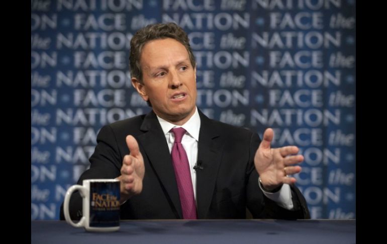 El secretario del Tesoro de EU, Timothy Geithner señala en un comunicado el apoyo a las nuevas reformas económicas. ARCHIVO  /