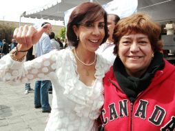 Maricarmen Mendoza en la casilla del PAN en Zapopan, frente a la presidencia municipal de esa ciudad.  /