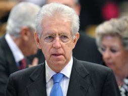 Monti también pidió a todo personal político y administrativo de alto nivel que se someta a medidas similares. AFP  /