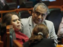 El Presupuesto 2012 del Poder Legislativo asciende a 675 millones 941 mil pesos. En la imagen (centro), el diputado Raúl Vargas.  /