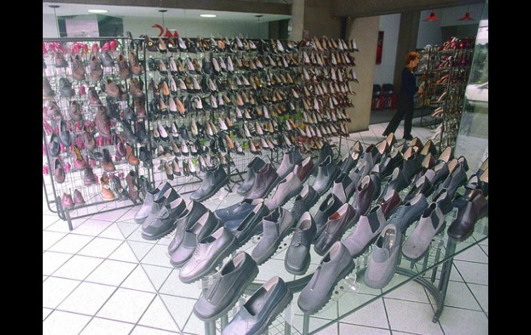 La industria zapatera quiera que la competencia en el ramo sea más pareja en relación con la importación china. ARCHIVO  /