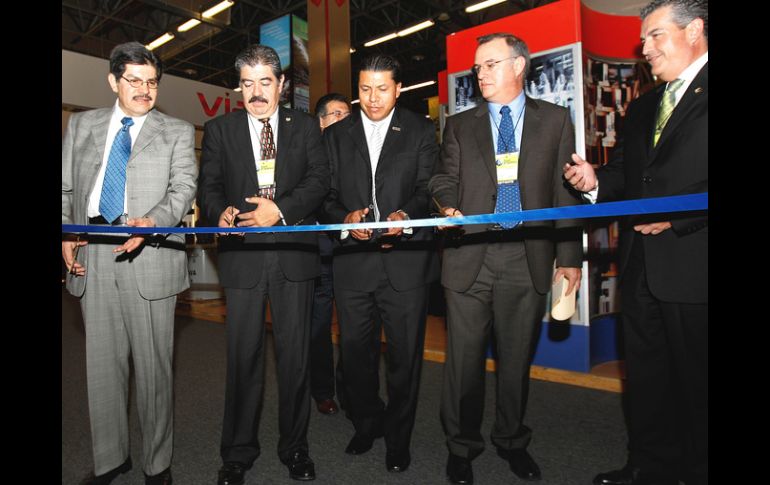 De izquierda a derecha. Sergio Carmona, Arturo Guillén, Florentino Gómez, Gerardo Zermeño y Jaime Salazar  /