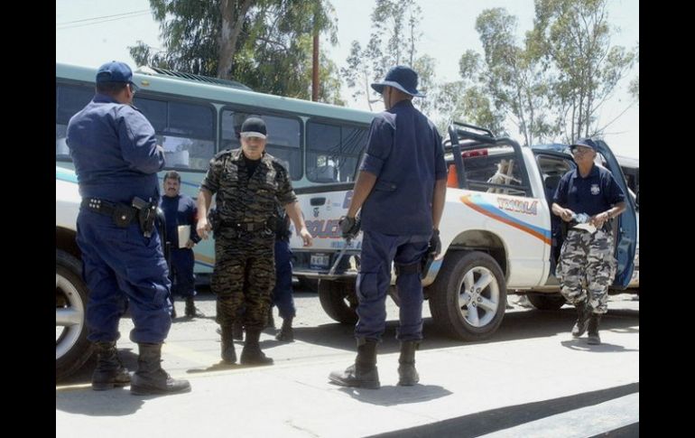 Los detenidos, junto con el mando policiaco, están relacionados con un total de seis secuestros. ARCHIVO  /