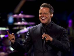 Luis Miguel también recibió las llaves de la ciudad. AFP  /