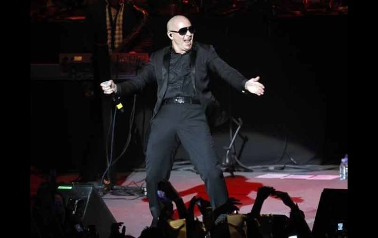 Pitbull ofreció una fusión rítmica en el Auditorio Telmex.  /