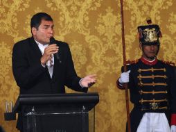 El presidente de Ecuador, Rafael Correa, anunció que perdonará a los acusados en el caso que por injurias ganó al diario El Universo.  /