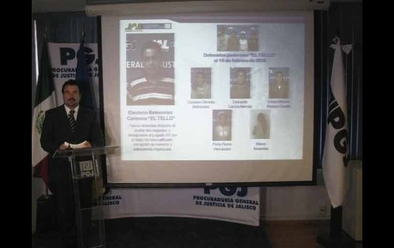 En rueda de prensa, el procurador Tomás Coronado detalló los homicidios de ''El Tello''.  /