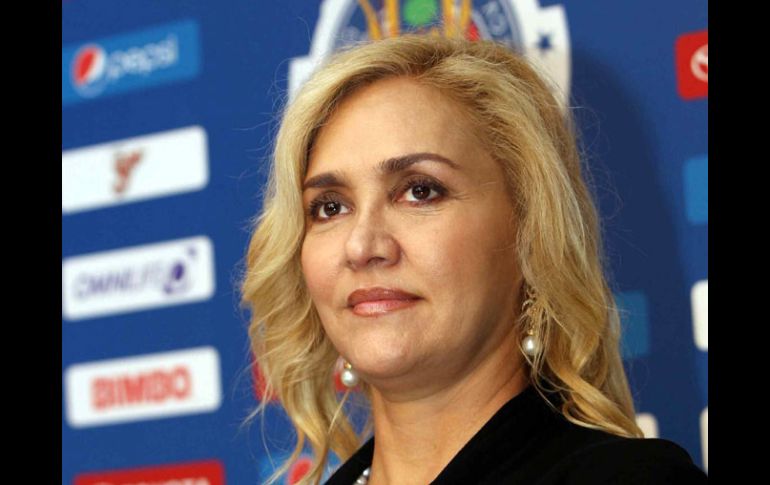 Angélica Fuentes habló de su papel en la organización de Chivas. MEXSPORT  /