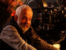 Este año, dentro del marco de actividades del magno festival, se le rendirá tributo el director Mike Leigh. ESPECIAL  /