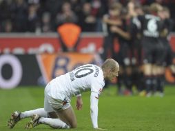 Arjen Robben luce en el terreno luego de una anotación del Bayer Leverkusen. EFE  /