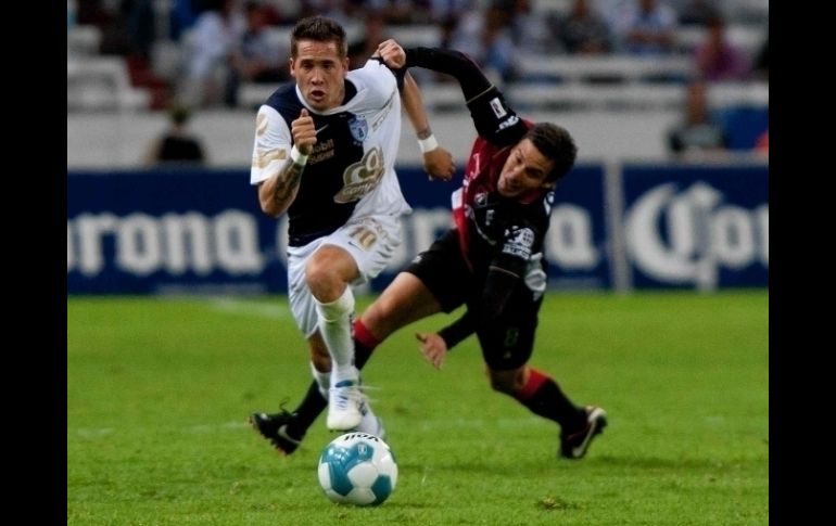 Las acciones en la cancha del estadio Jalisco fueron muy cerradas entre Atlas y Pachuca.  /