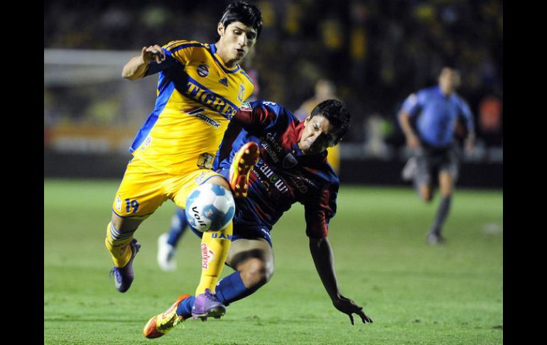 Tigres llega a 18 unidades en el torneo Clausura 2012. EFE  /