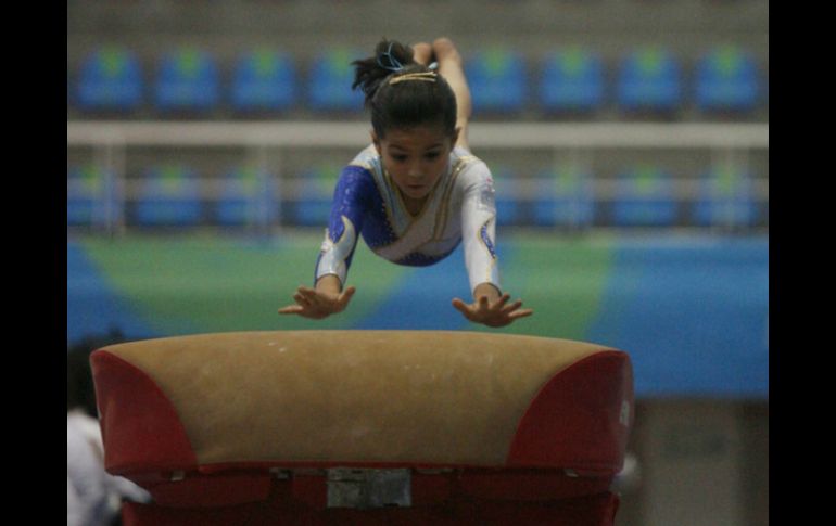 Nicole Castro, medallista en anteriores olimpiadas, terminó en la primera posición de la puntuación all around.  /