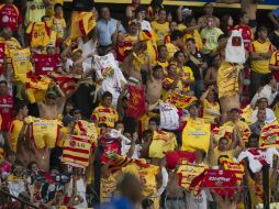 Aficionados de Morelia, durante juego de la semana 9 del Clausura 2012 del futbol mexicano. MEXSPORT  /