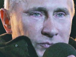 FUE EL VIENTO.- Ni emocionado ni conmovido: Putin, el macho alfa de la política, afirma que las lágrimas fueron producto del clima. AP  /