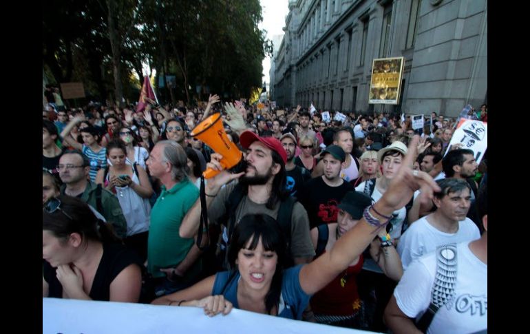 El encuentro entre países hispanoamericanos, que tendrá lugar en Cádiz, se realizará en el marco de crisis que vive España. NOTIMEX  /