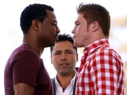 Shane Mosley y Saúl Álvarez dicen que van por el título el 5 de mayo. MEXSPORT  /