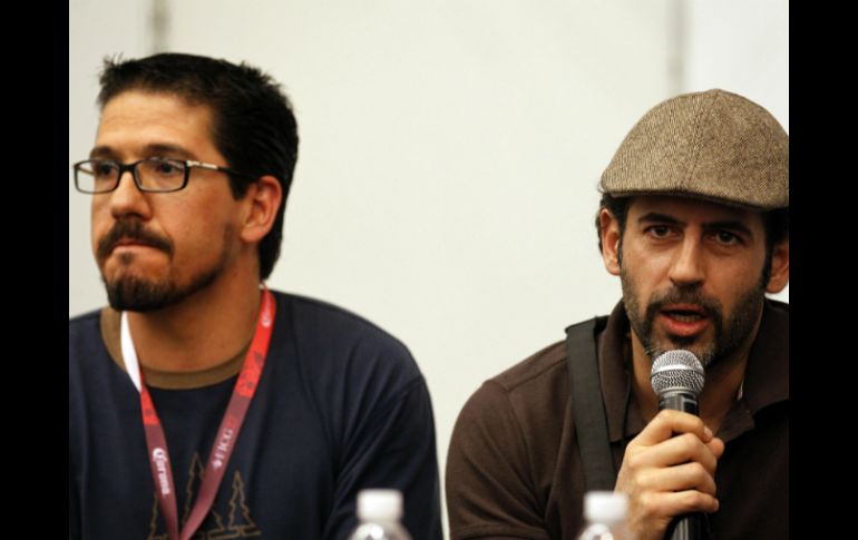 René Herrera, creador de “Damas y caballeros” y Rubén Zamora, actor del corto.  /