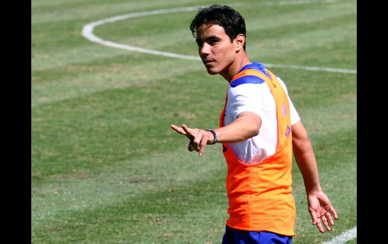 Omar Bravo piensa en anotarle a Chivas el próximo sábado. MEXSPORT  /